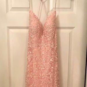 BRAND NEW, NEVER WORN, SIZE 8 JOVANI PROM GOWN